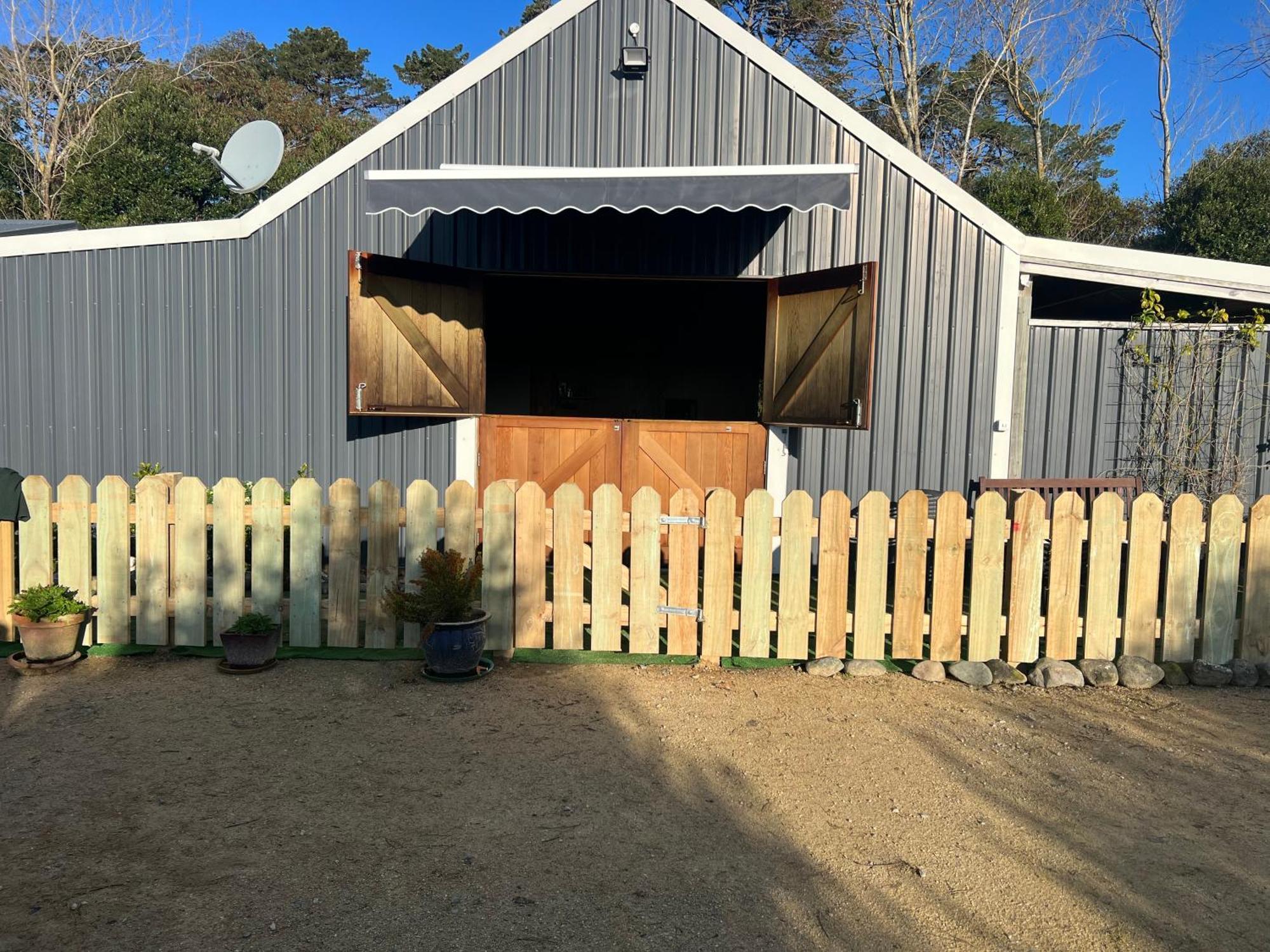 Waiora La Grange Cottage Otaki Extérieur photo